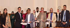 PU signs MoUs with various industries